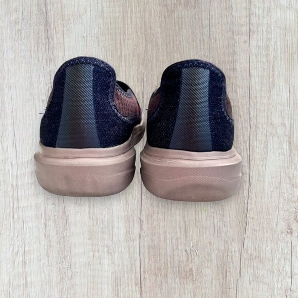 BZEES Cruise Slip On Comfort Lightweight Sneakers Navy Denim Blue Gray Womens 7 - Picture 7 of 10